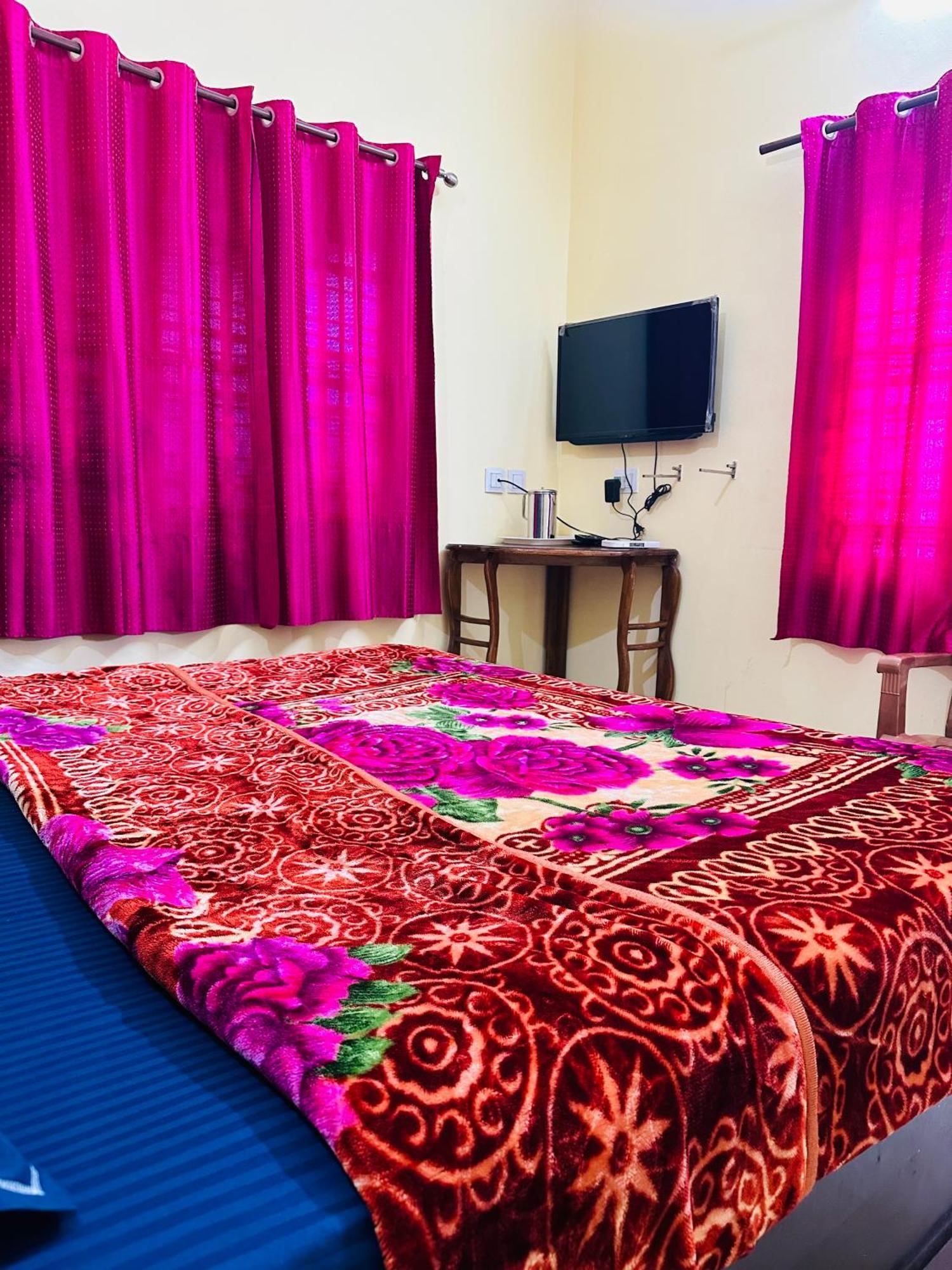 G Mount Budget Stay Munnar Kültér fotó