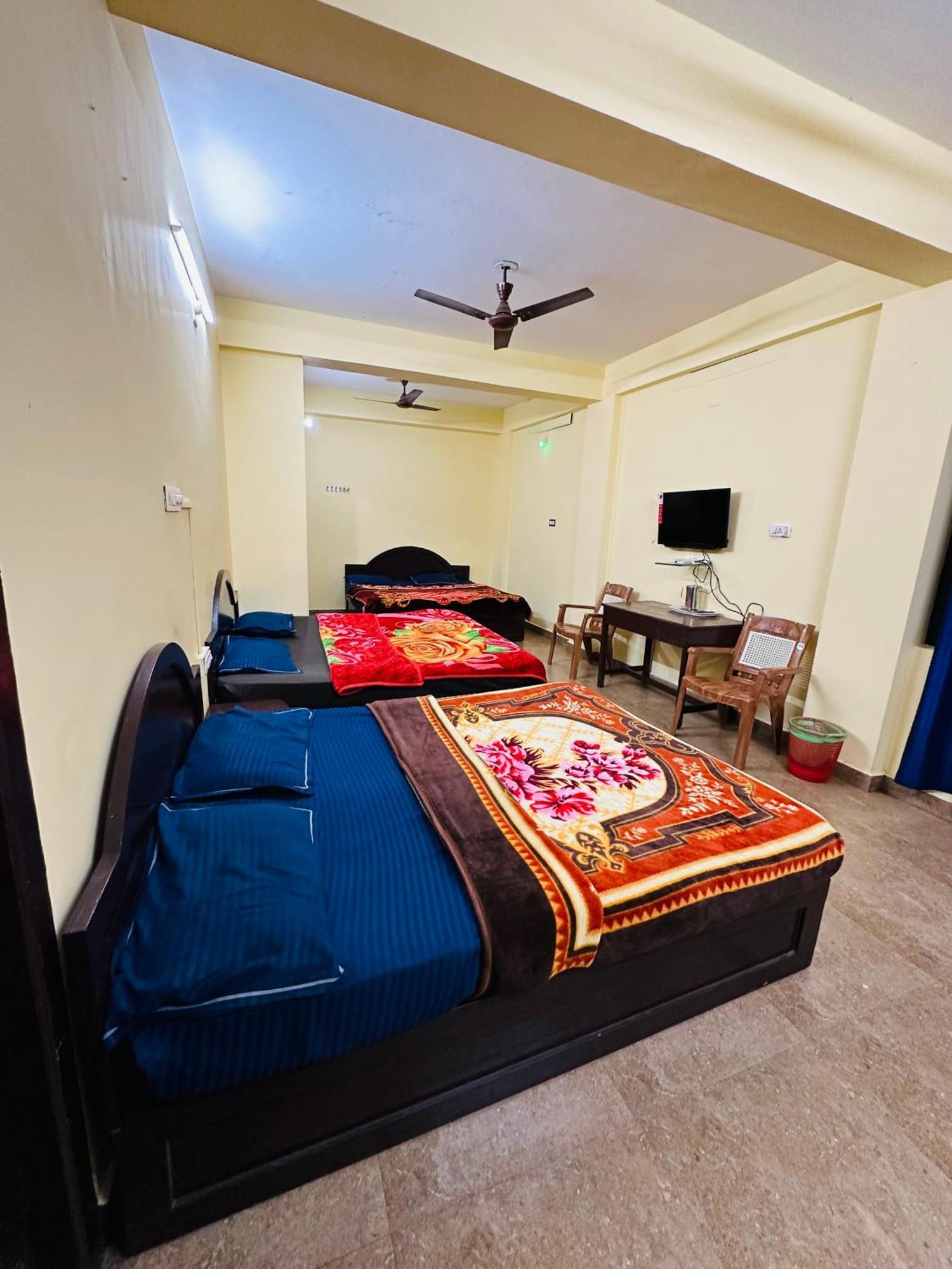 G Mount Budget Stay Munnar Kültér fotó