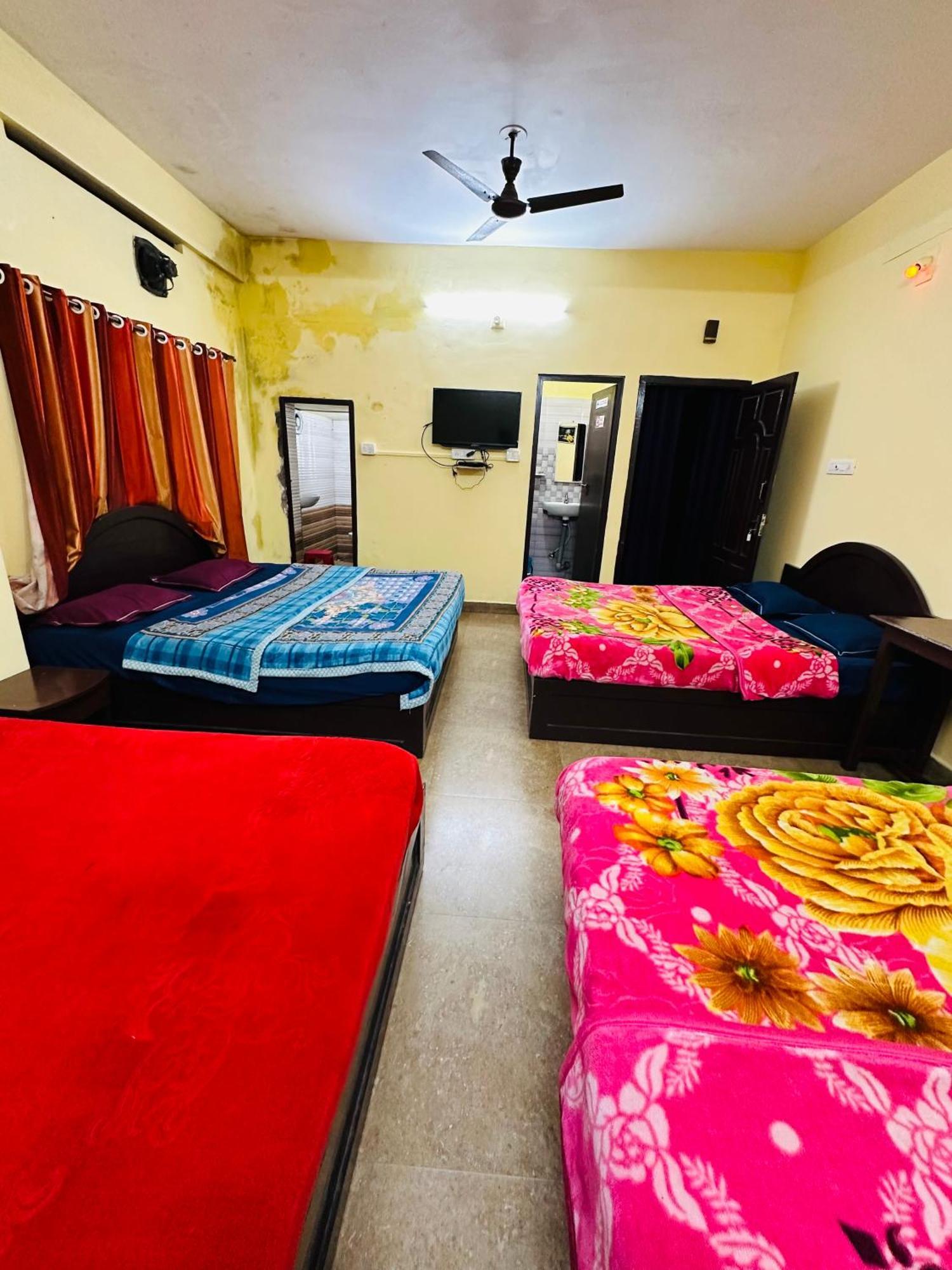 G Mount Budget Stay Munnar Kültér fotó
