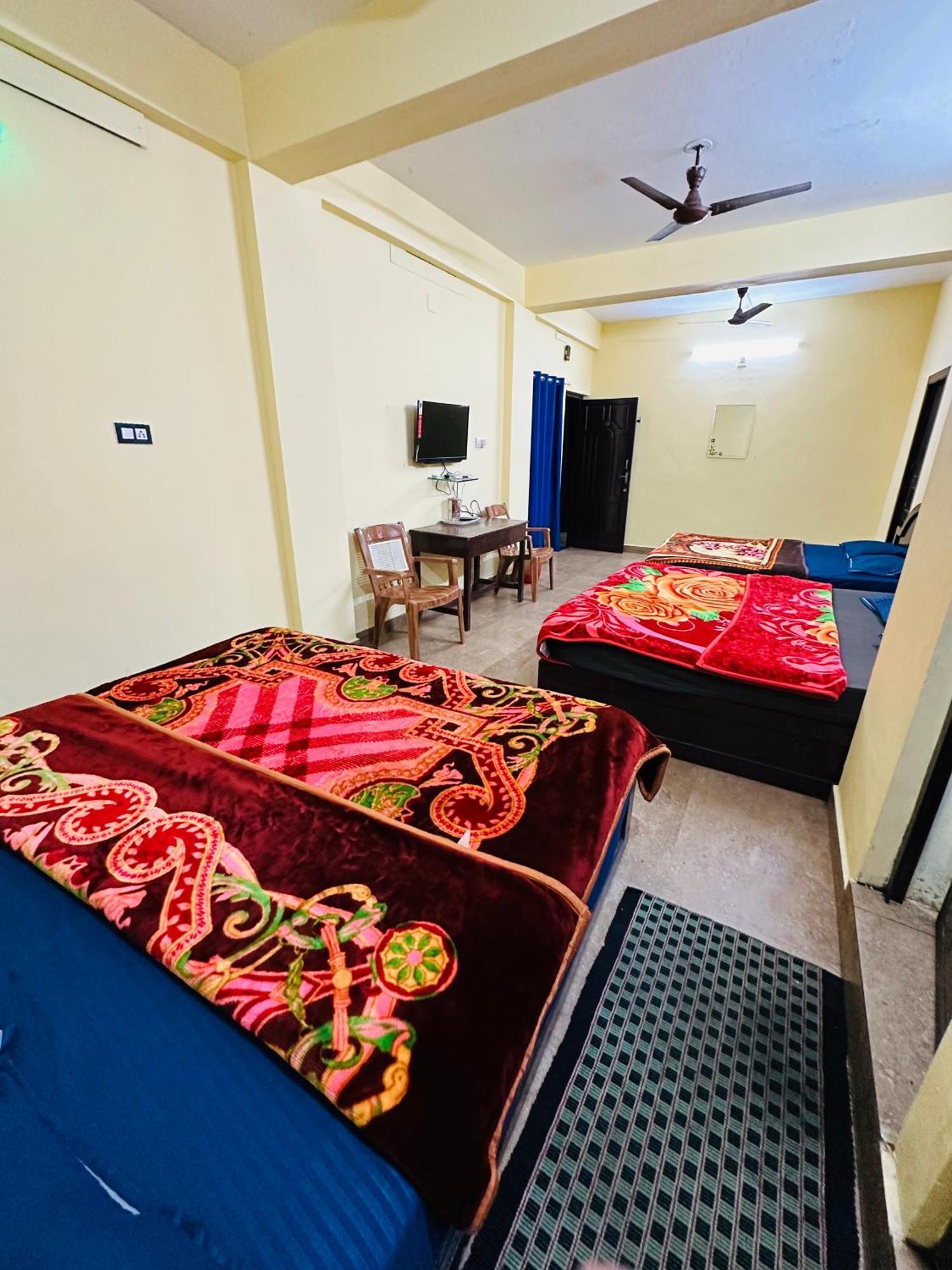 G Mount Budget Stay Munnar Kültér fotó