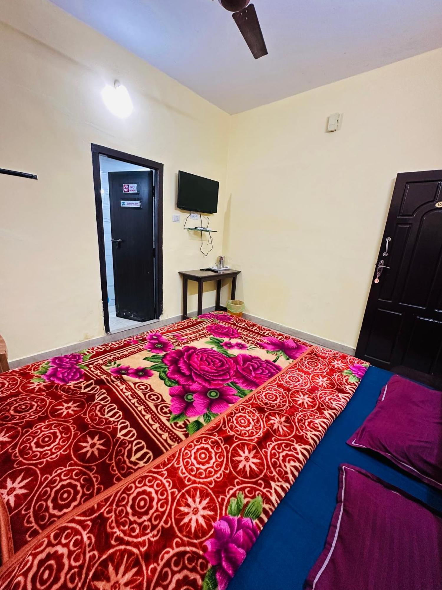 G Mount Budget Stay Munnar Kültér fotó